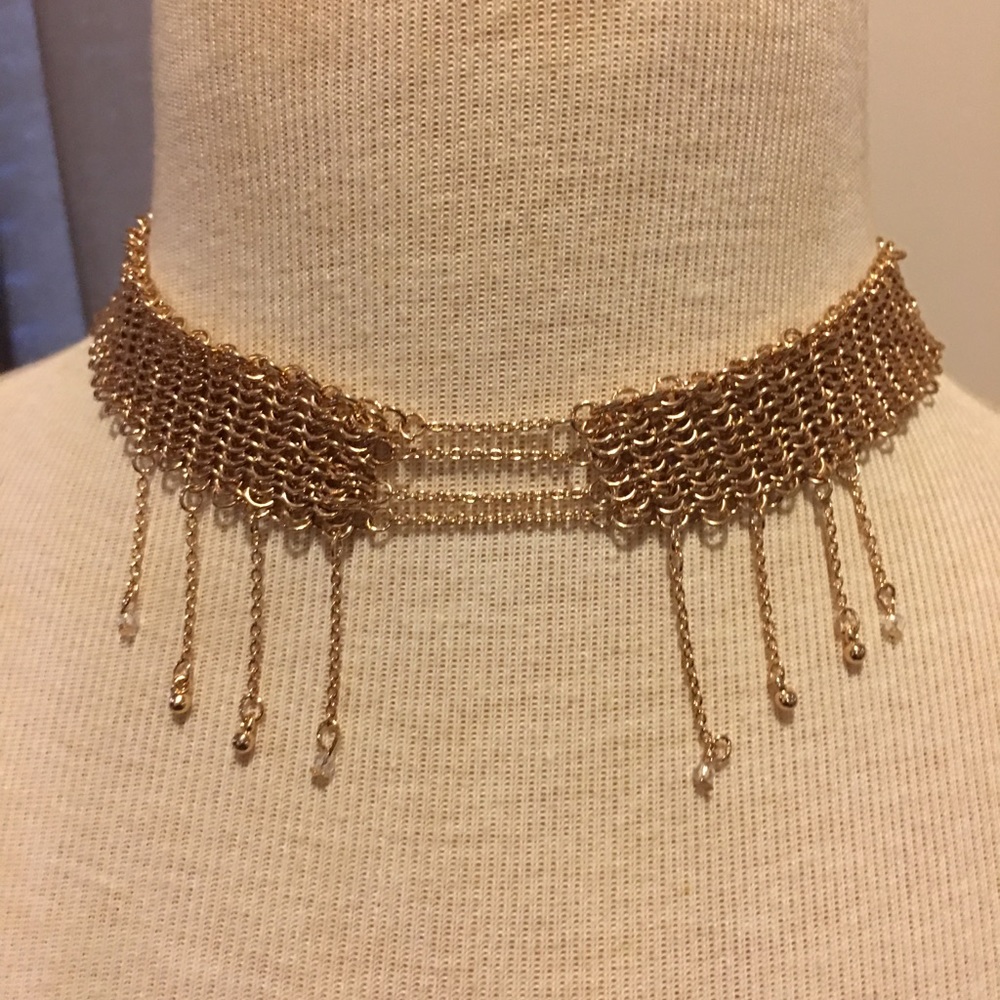 Gold choker❤️❤️❤️